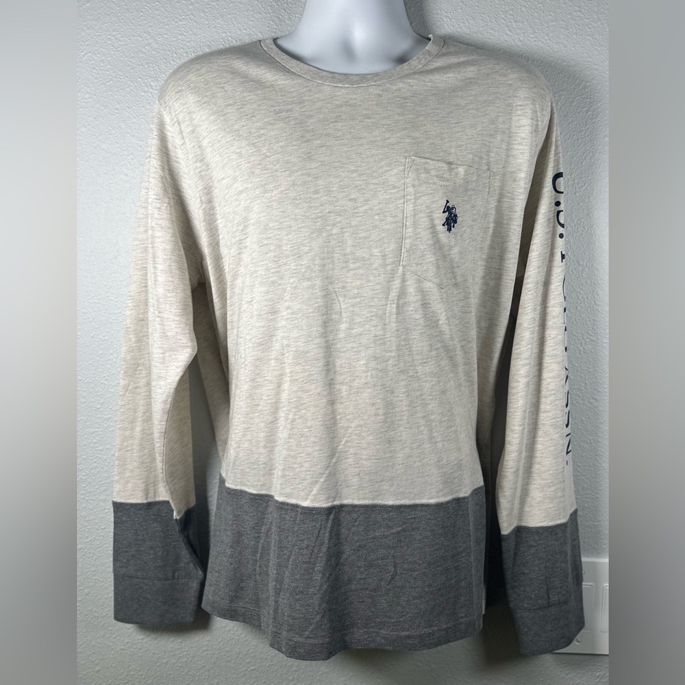 U.S. Polo Assn. Mens Cream and Gray Single Pocket Long Sleeve Tshirt NWT Size L